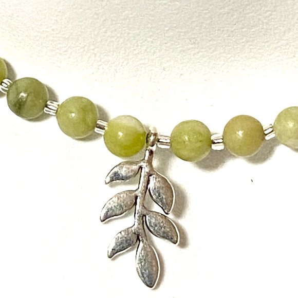 Serpentine Stone Silver Leaf Branch Necklace, Genuine Gemstone Beaded Necklace - Picture 4 of 9